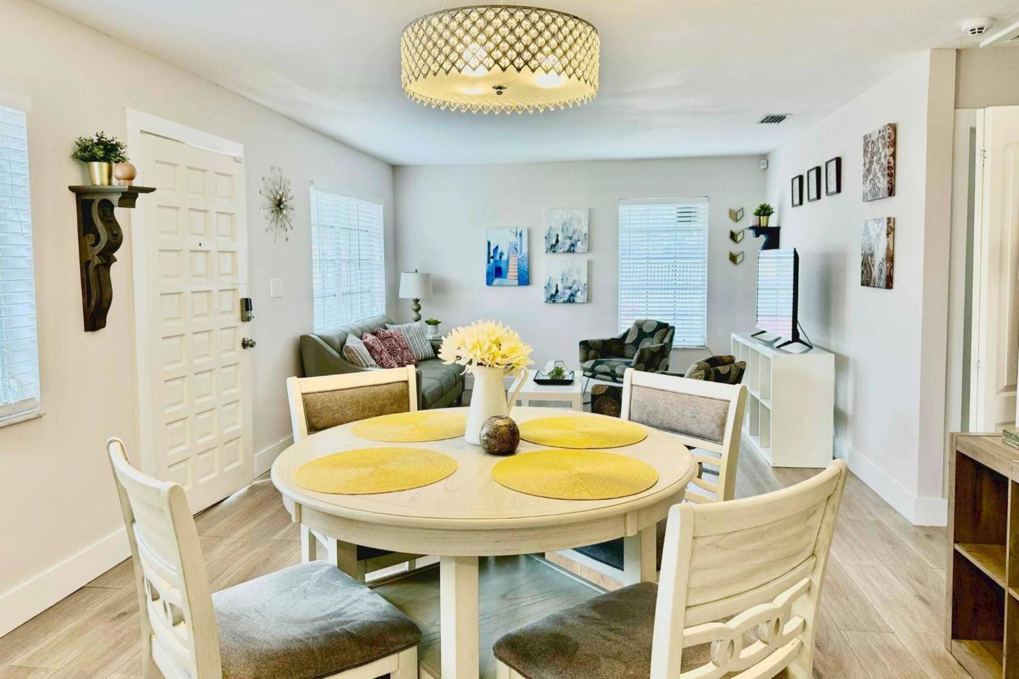 Cozy Miami Villa Near Coconut Grove And The University Of Μαϊάμι Εξωτερικό φωτογραφία