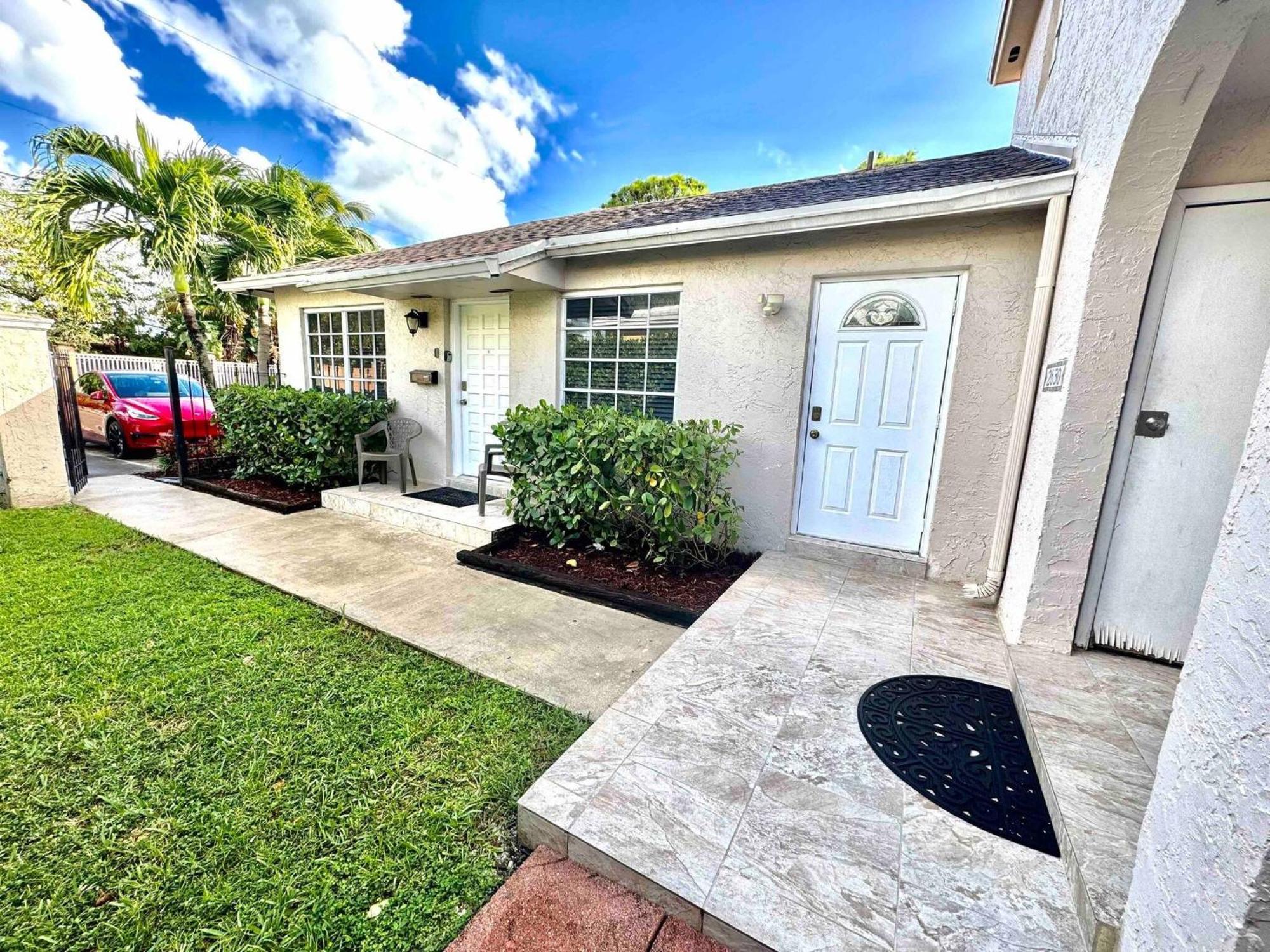 Cozy Miami Villa Near Coconut Grove And The University Of Μαϊάμι Εξωτερικό φωτογραφία